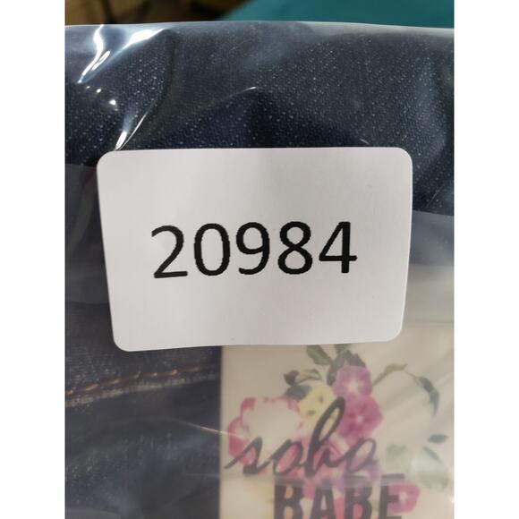 Soho Babe Jeans Sz 5 Womens Blue Mid Rise Cuffed Crop Distressed Stretch NWT - Picture 15 of 15